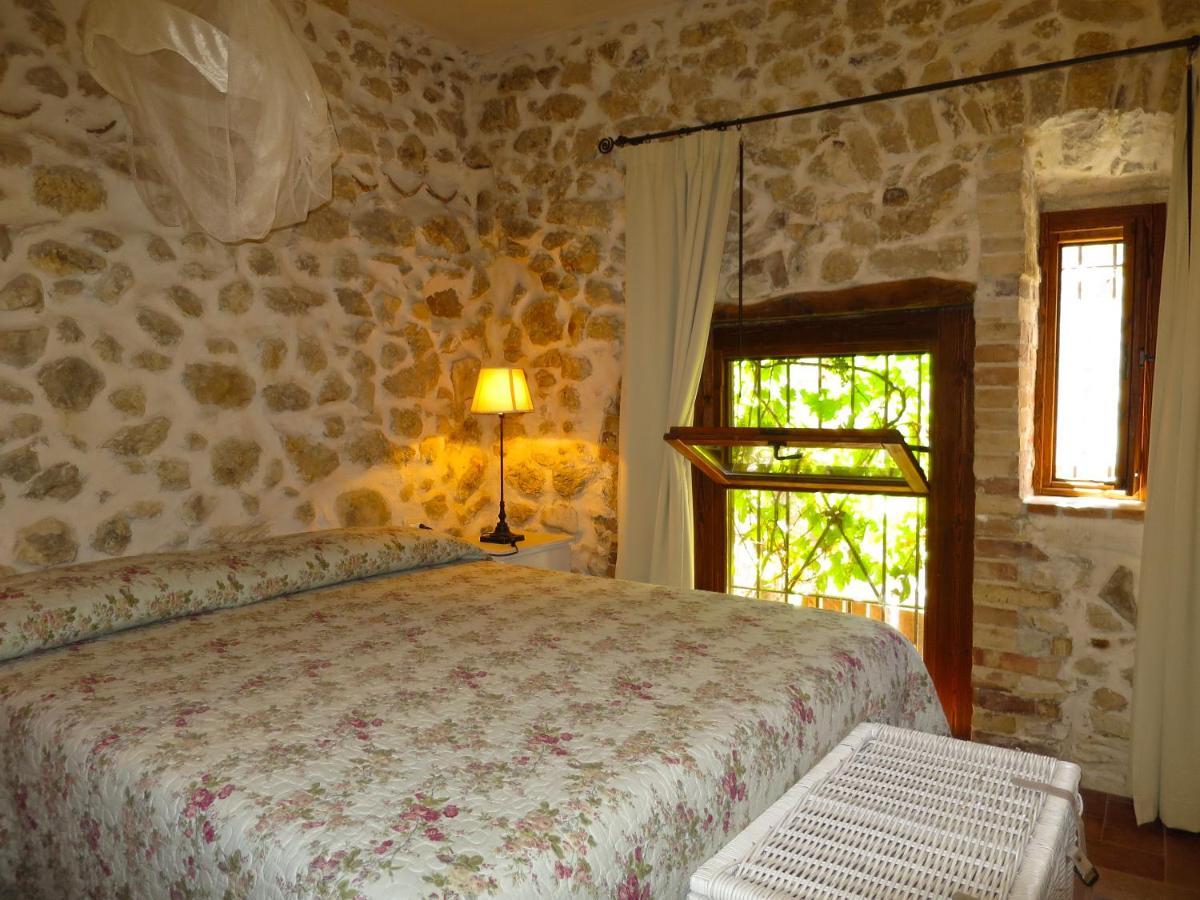 B&B Milleunapietra Romantic Guest House Ausonia Exterior foto