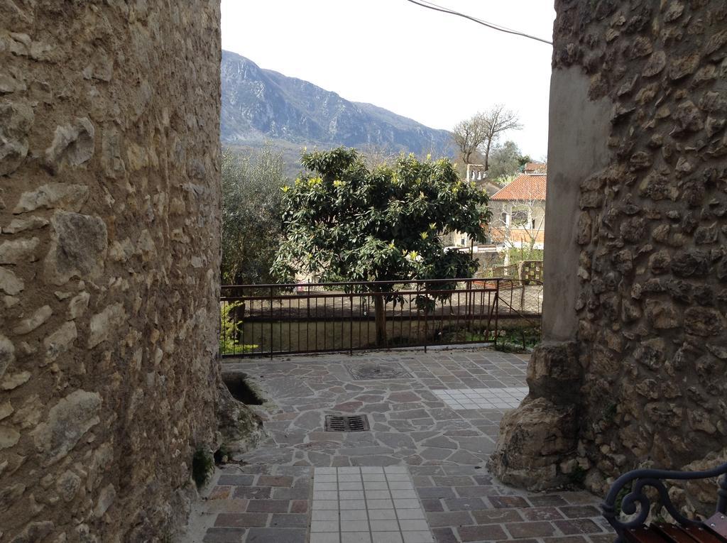 B&B Milleunapietra Romantic Guest House Ausonia Exterior foto