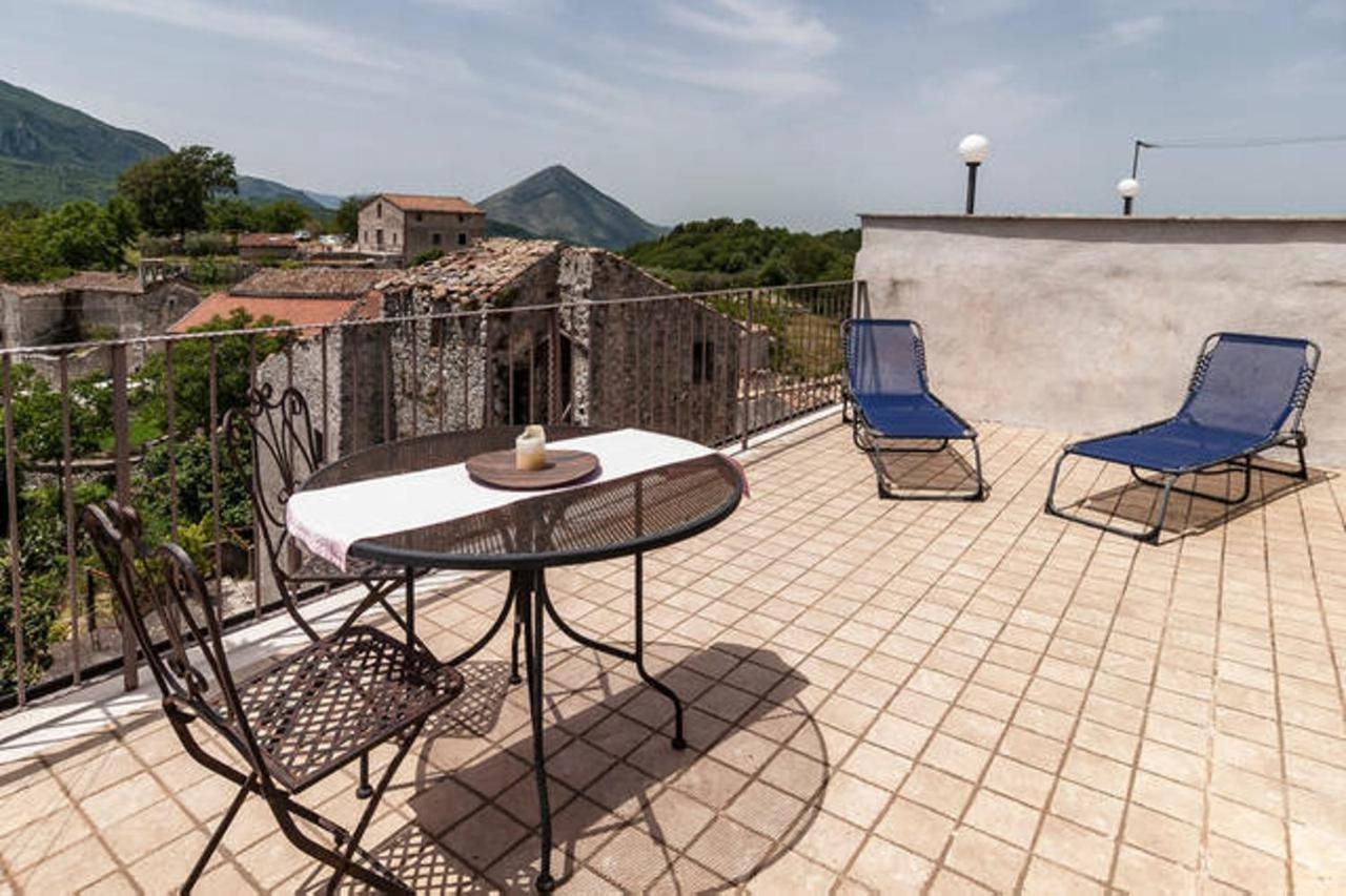 B&B Milleunapietra Romantic Guest House Ausonia Exterior foto